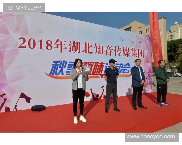 戴雪儿足球宝贝展现青春活力与运动魅力的精彩瞬间